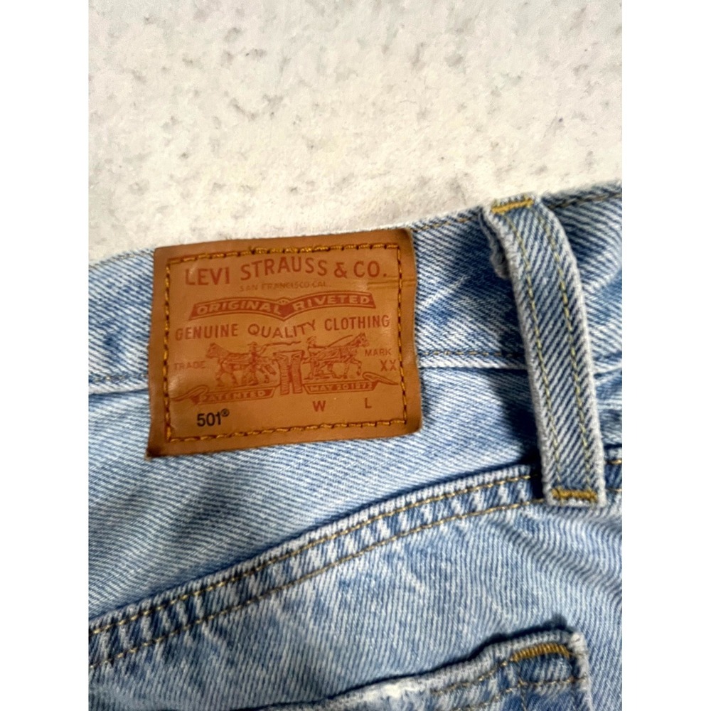 Levi's 501 Premium Cut Off Shorts Womens 29 Blue Distressed Light Wash Raw Hem - Picture 9 of 14